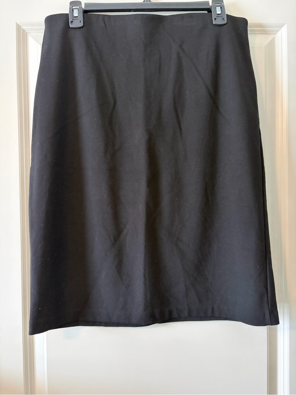 Premise Studio Black A-Line Knee-Length Skirt